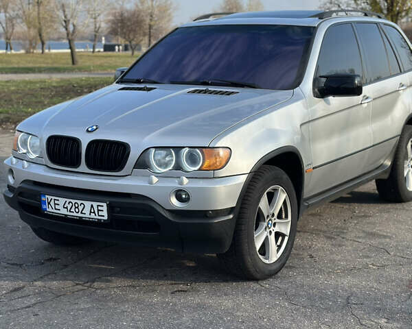 Серый БМВ Х5, объемом двигателя 2.93 л и пробегом 280 тыс. км за 10500 $, фото 1 на Automoto.ua