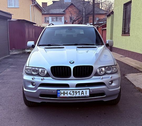 Сірий БМВ Х5, об'ємом двигуна 3 л та пробігом 225 тис. км за 10300 $, фото 1 на Automoto.ua
