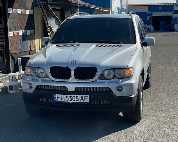 Сірий БМВ Х5, об'ємом двигуна 2.99 л та пробігом 338 тис. км за 10000 $, фото 1 на Automoto.ua
