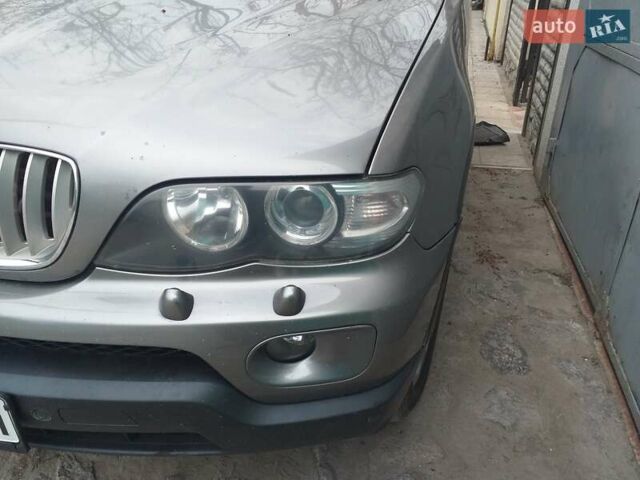 Серый БМВ Х5, объемом двигателя 0 л и пробегом 330 тыс. км за 10500 $, фото 1 на Automoto.ua