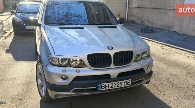 Серый БМВ Х5, объемом двигателя 4.8 л и пробегом 216 тыс. км за 7777 $, фото 1 на Automoto.ua