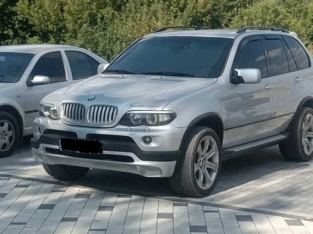 Серый БМВ Х5, объемом двигателя 3 л и пробегом 350 тыс. км за 13000 $, фото 1 на Automoto.ua