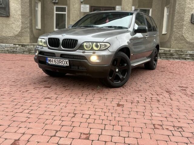 Серый БМВ Х5, объемом двигателя 0 л и пробегом 300 тыс. км за 4499 $, фото 1 на Automoto.ua