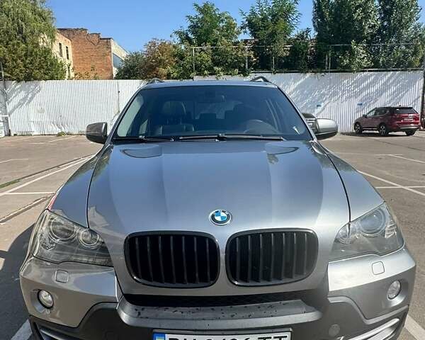 Сірий БМВ Х5, об'ємом двигуна 4.8 л та пробігом 300 тис. км за 13300 $, фото 1 на Automoto.ua