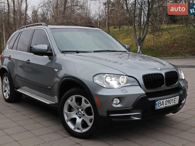 Серый БМВ Х5, объемом двигателя 4.8 л и пробегом 270 тыс. км за 11999 $, фото 1 на Automoto.ua