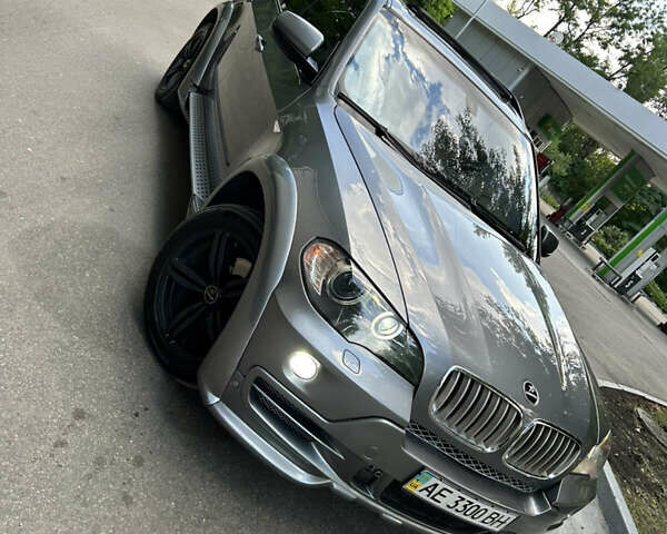 Сірий БМВ Х5, об'ємом двигуна 4.8 л та пробігом 234 тис. км за 12350 $, фото 1 на Automoto.ua