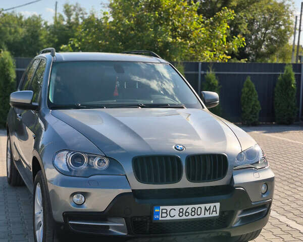 Сірий БМВ Х5, об'ємом двигуна 3 л та пробігом 261 тис. км за 15500 $, фото 1 на Automoto.ua