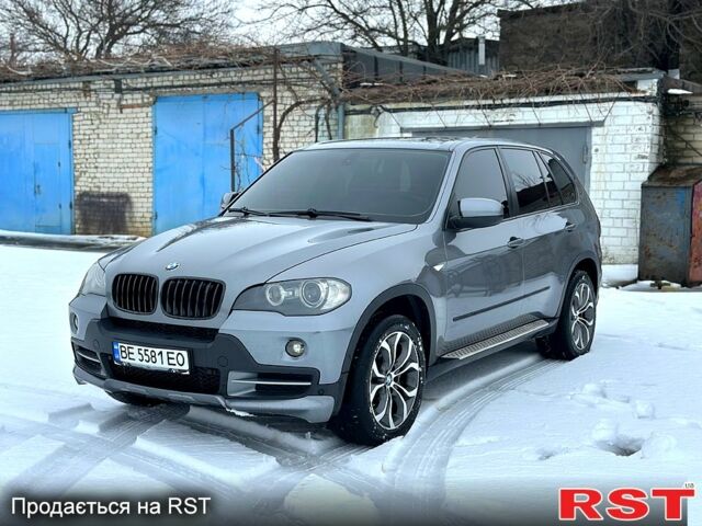 Серый БМВ Х5, объемом двигателя 3 л и пробегом 40000 тыс. км за 13900 $, фото 1 на Automoto.ua