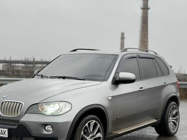 Сірий БМВ Х5, об'ємом двигуна 3 л та пробігом 319 тис. км за 15200 $, фото 1 на Automoto.ua