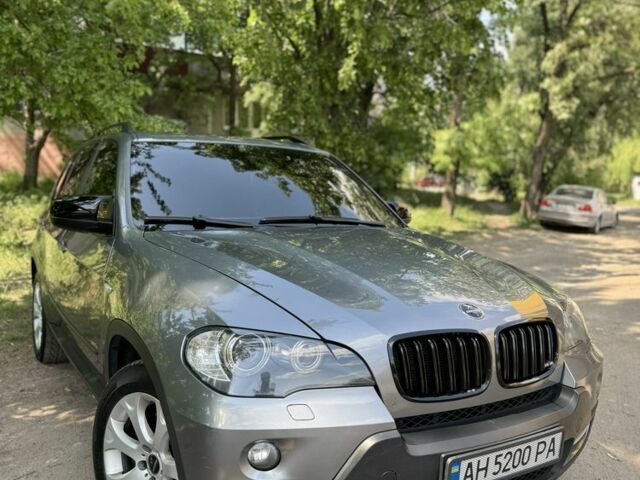 Сірий БМВ Х5, об'ємом двигуна 3 л та пробігом 365 тис. км за 13200 $, фото 1 на Automoto.ua