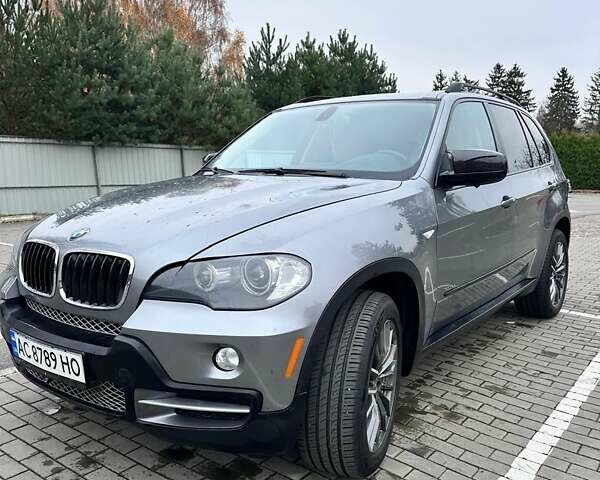 Серый БМВ Х5, объемом двигателя 3 л и пробегом 174 тыс. км за 13800 $, фото 1 на Automoto.ua
