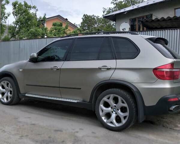 Серый БМВ Х5, объемом двигателя 4.8 л и пробегом 145 тыс. км за 12700 $, фото 1 на Automoto.ua
