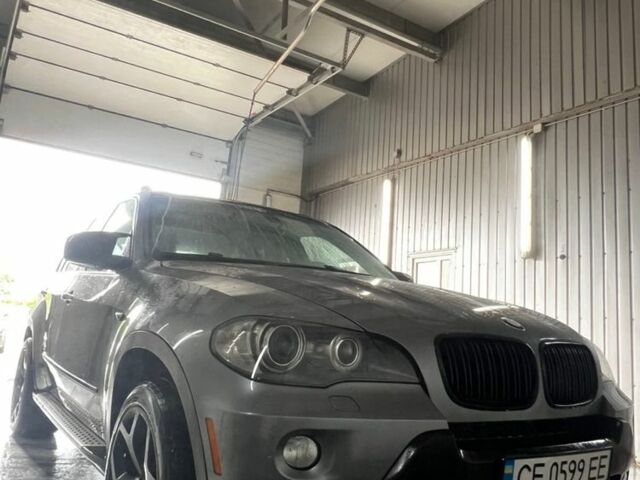 Серый БМВ Х5, объемом двигателя 3 л и пробегом 275 тыс. км за 12986 $, фото 1 на Automoto.ua