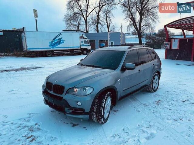 Сірий БМВ Х5, об'ємом двигуна 3 л та пробігом 428 тис. км за 13500 $, фото 1 на Automoto.ua