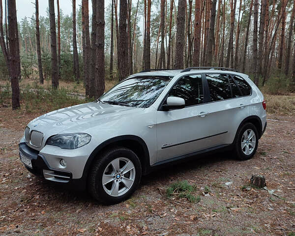 Серый БМВ Х5, объемом двигателя 3 л и пробегом 294 тыс. км за 17500 $, фото 1 на Automoto.ua