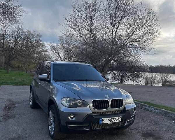 Серый БМВ Х5, объемом двигателя 3 л и пробегом 160 тыс. км за 17300 $, фото 1 на Automoto.ua