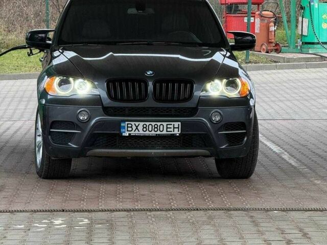 Серый БМВ Х5, объемом двигателя 3 л и пробегом 245 тыс. км за 18500 $, фото 1 на Automoto.ua