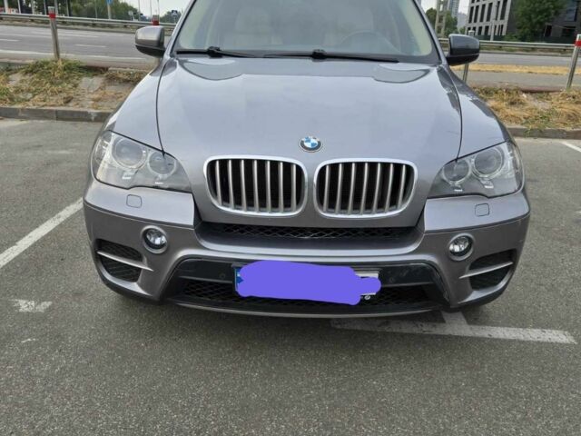 Сірий БМВ Х5, об'ємом двигуна 3 л та пробігом 280 тис. км за 14700 $, фото 1 на Automoto.ua