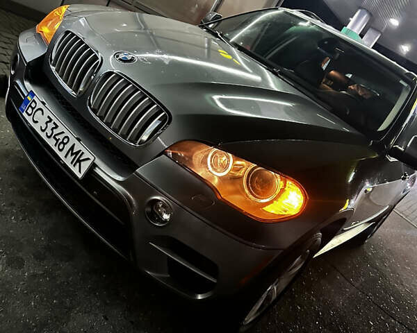 Серый БМВ Х5, объемом двигателя 4.4 л и пробегом 199 тыс. км за 12499 $, фото 1 на Automoto.ua