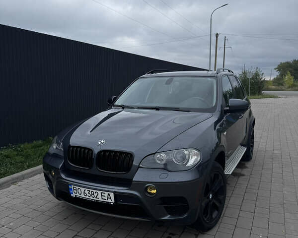 БМВ Х5 2010 у Тернополі на Automoto.ua Сірий БМВ Х5, об'ємом двигуна 2.98 л та пробігом 233 тис. км за 14800 $, фото 1 на Automoto.ua