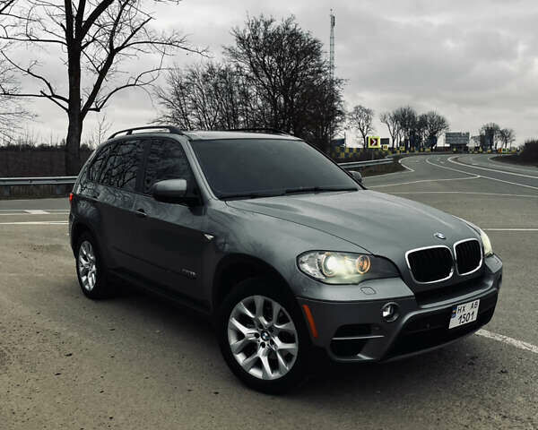 Сірий БМВ Х5, об'ємом двигуна 2.98 л та пробігом 250 тис. км за 12200 $, фото 1 на Automoto.ua