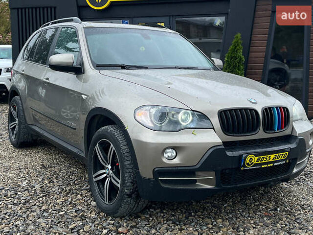 Сірий БМВ Х5, об'ємом двигуна 3 л та пробігом 230 тис. км за 15990 $, фото 1 на Automoto.ua