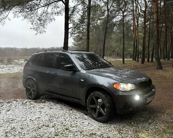 Сірий БМВ Х5, об'ємом двигуна 3 л та пробігом 200 тис. км за 19500 $, фото 1 на Automoto.ua