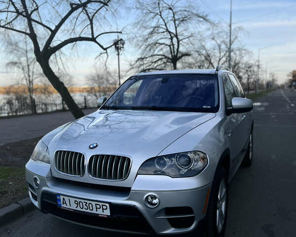 Сірий БМВ Х5, об'ємом двигуна 3 л та пробігом 238 тис. км за 16300 $, фото 1 на Automoto.ua
