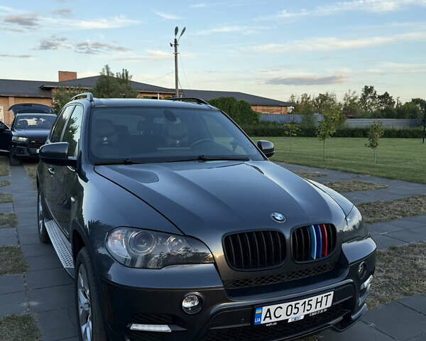 Сірий БМВ Х5, об'ємом двигуна 2.98 л та пробігом 244 тис. км за 17000 $, фото 1 на Automoto.ua