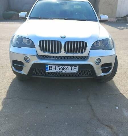 Сірий БМВ Х5, об'ємом двигуна 3 л та пробігом 223 тис. км за 18500 $, фото 1 на Automoto.ua