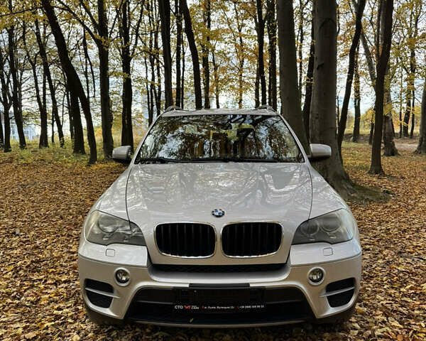 БМВ Х5 2011 в Львове на Automoto.ua Серый БМВ Х5, объемом двигателя 2.98 л и пробегом 171 тыс. км за 13900 $, фото 1 на Automoto.ua