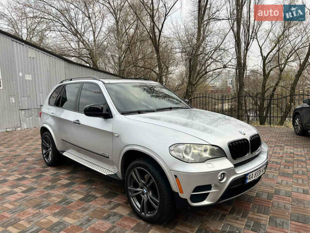 Сірий БМВ Х5, об'ємом двигуна 2.98 л та пробігом 260 тис. км за 14000 $, фото 1 на Automoto.ua