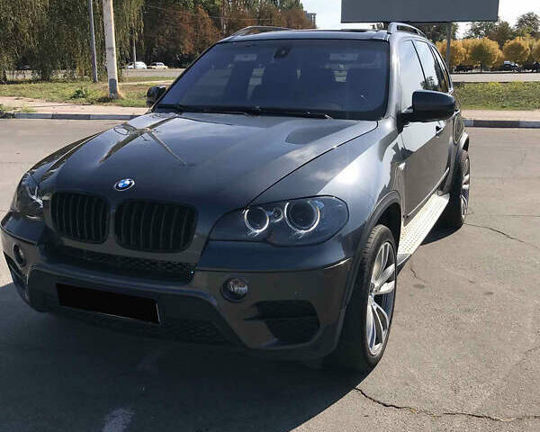 Сірий БМВ Х5, об'ємом двигуна 2.98 л та пробігом 328 тис. км за 14500 $, фото 1 на Automoto.ua