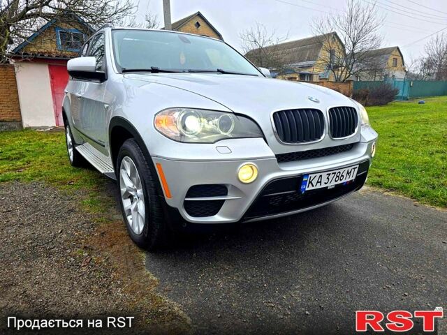 Серый БМВ Х5, объемом двигателя 3 л и пробегом 169 тыс. км за 13500 $, фото 1 на Automoto.ua