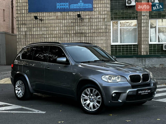 Серый БМВ Х5, объемом двигателя 2.99 л и пробегом 225 тыс. км за 15999 $, фото 1 на Automoto.ua