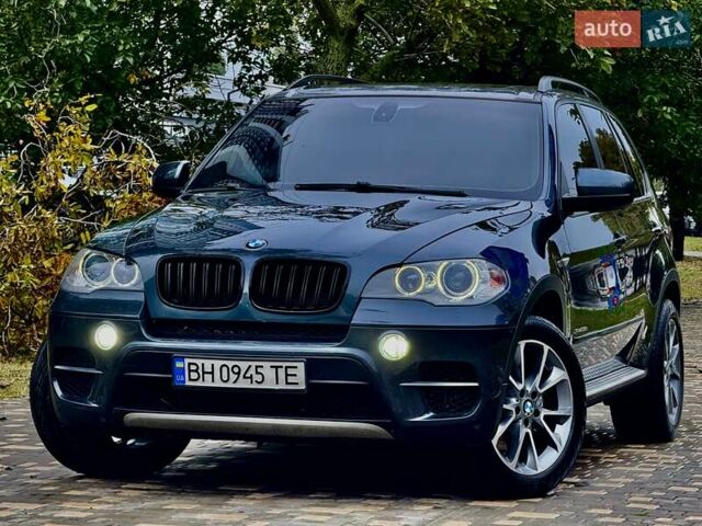 Серый БМВ Х5, объемом двигателя 3 л и пробегом 320 тыс. км за 16900 $, фото 1 на Automoto.ua