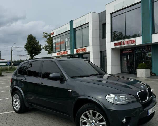Серый БМВ Х5, объемом двигателя 2.99 л и пробегом 230 тыс. км за 18200 $, фото 1 на Automoto.ua