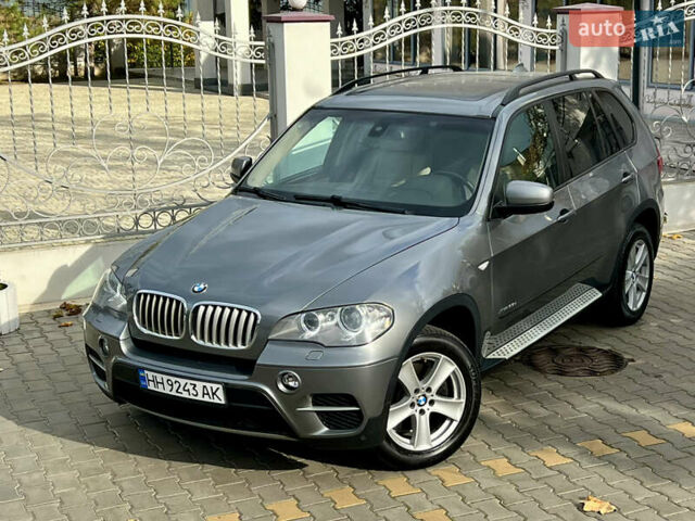 Серый БМВ Х5, объемом двигателя 2.99 л и пробегом 211 тыс. км за 16500 $, фото 1 на Automoto.ua