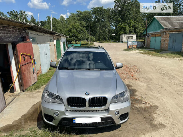 Сірий БМВ Х5, об'ємом двигуна 3 л та пробігом 220 тис. км за 23333 $, фото 1 на Automoto.ua