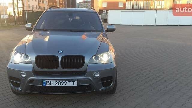 Сірий БМВ Х5, об'ємом двигуна 2.98 л та пробігом 163 тис. км за 14500 $, фото 1 на Automoto.ua