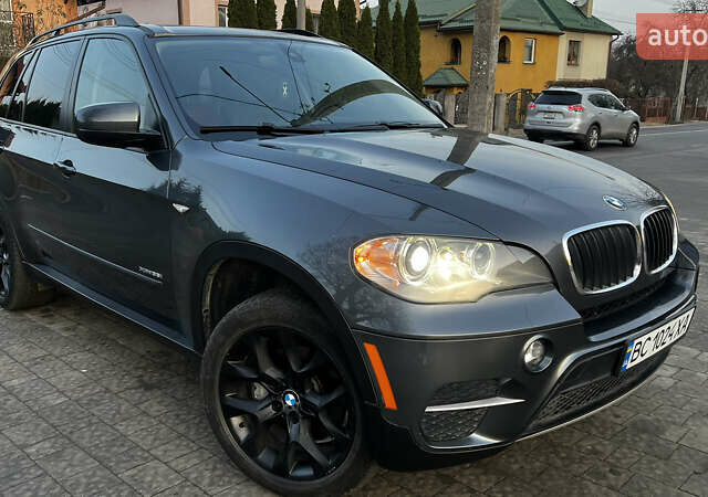 Сірий БМВ Х5, об'ємом двигуна 2.98 л та пробігом 239 тис. км за 12800 $, фото 1 на Automoto.ua