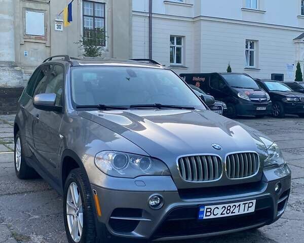 Серый БМВ Х5, объемом двигателя 2.98 л и пробегом 226 тыс. км за 19300 $, фото 1 на Automoto.ua