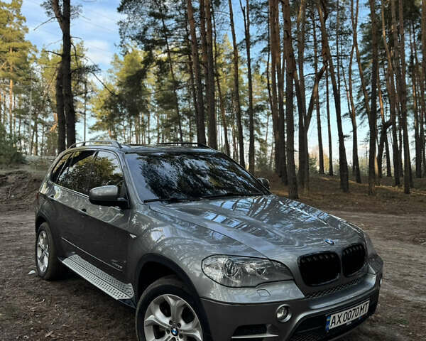 Серый БМВ Х5, объемом двигателя 2.98 л и пробегом 228 тыс. км за 16800 $, фото 1 на Automoto.ua