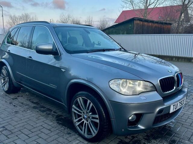 Серый БМВ Х5, объемом двигателя 3 л и пробегом 170 тыс. км за 8513 $, фото 1 на Automoto.ua