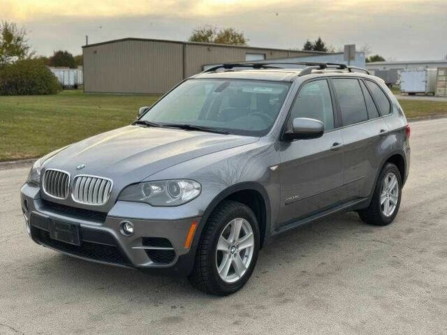 Серый БМВ Х5, объемом двигателя 3 л и пробегом 134 тыс. км за 8700 $, фото 1 на Automoto.ua