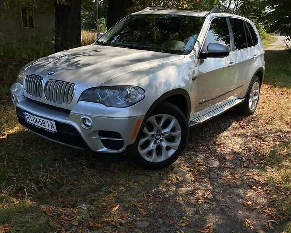 Сірий БМВ Х5, об'ємом двигуна 3 л та пробігом 242 тис. км за 18600 $, фото 1 на Automoto.ua