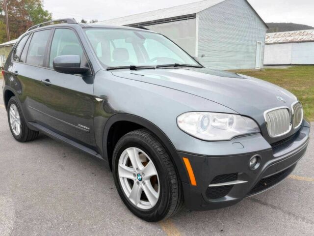 БМВ Х5 2012 в Тернополе на Automoto.ua Серый БМВ Х5, объемом двигателя 3 л и пробегом 113 тыс. км за 13800 $, фото 1 на Automoto.ua