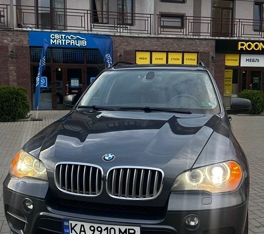 Сірий БМВ Х5, об'ємом двигуна 2.98 л та пробігом 370 тис. км за 12550 $, фото 1 на Automoto.ua