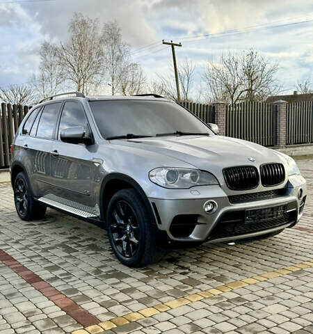 Серый БМВ Х5, объемом двигателя 2.99 л и пробегом 327 тыс. км за 16200 $, фото 1 на Automoto.ua