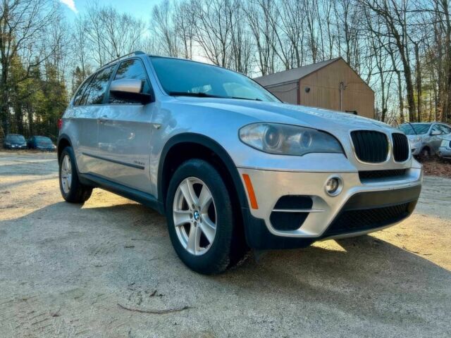 Серый БМВ Х5, объемом двигателя 3 л и пробегом 82 тыс. км за 3450 $, фото 1 на Automoto.ua